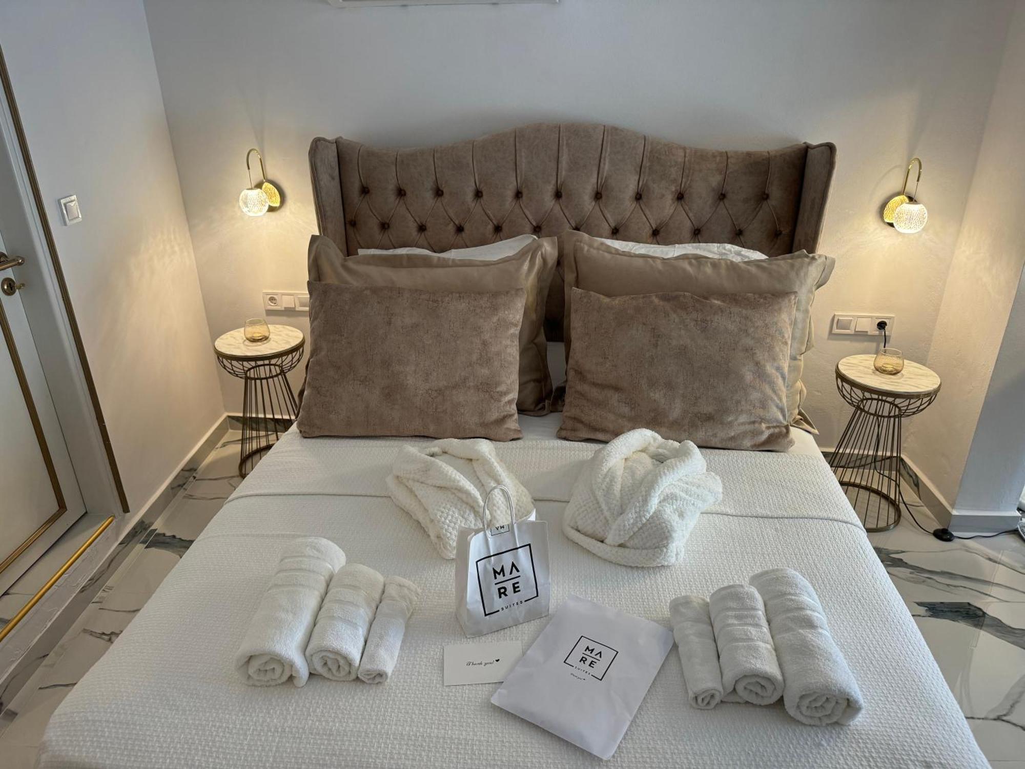 Mare Suites 3 Hriszí Aktí Haniá Kültér fotó