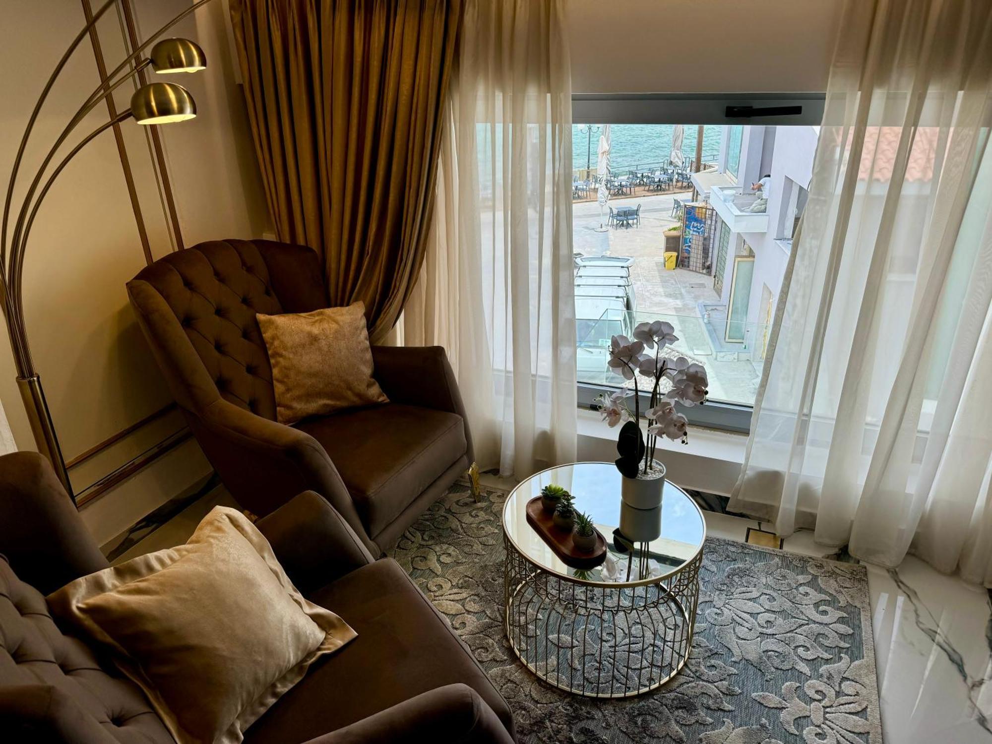 Mare Suites 3 Hriszí Aktí Haniá Kültér fotó